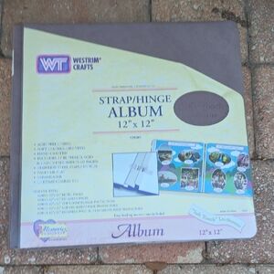 Strap/Hinge Album 12" x 12" – Brown